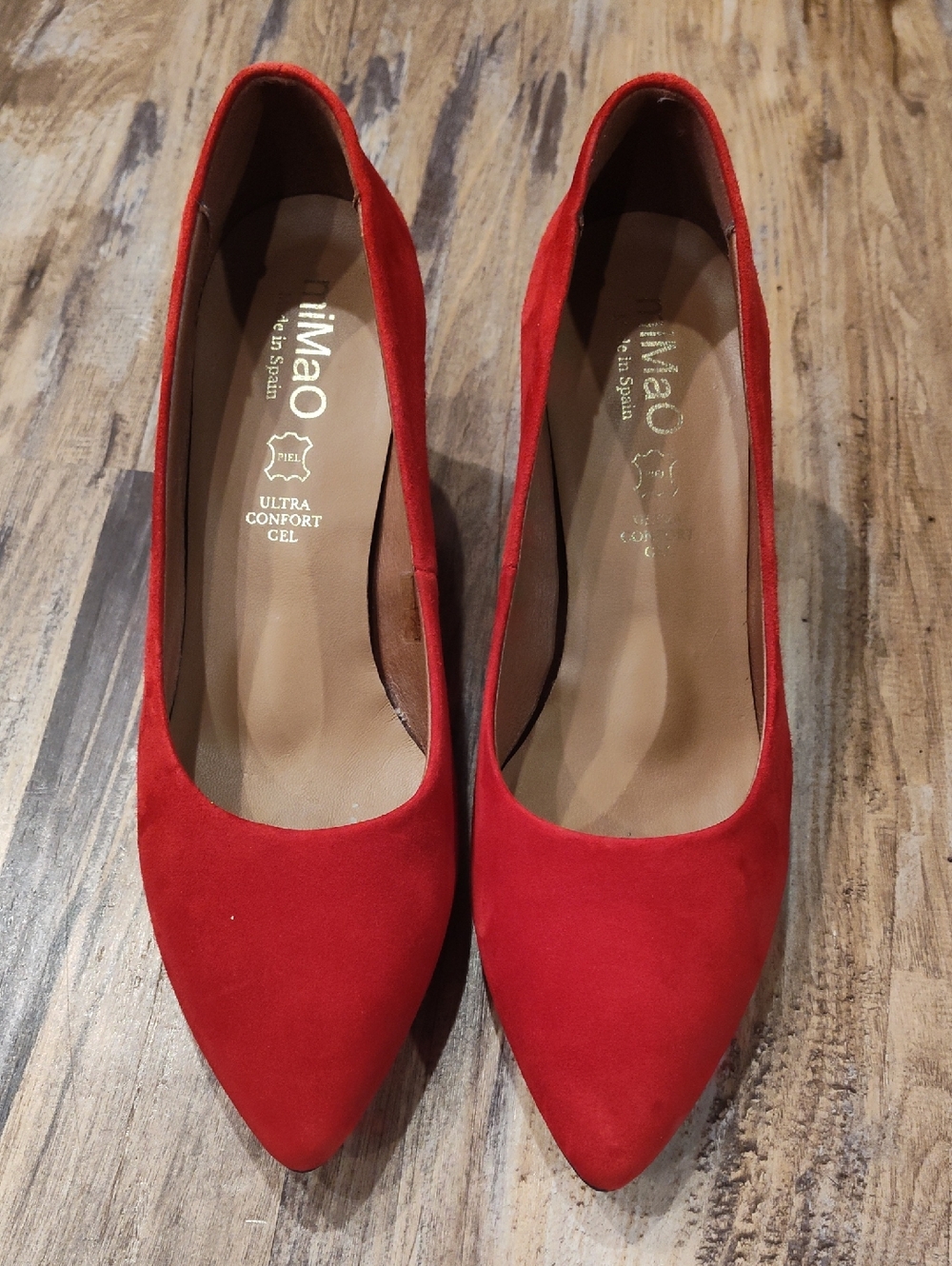 Urban Round Red Suede Leather Low Heels, Sz 42